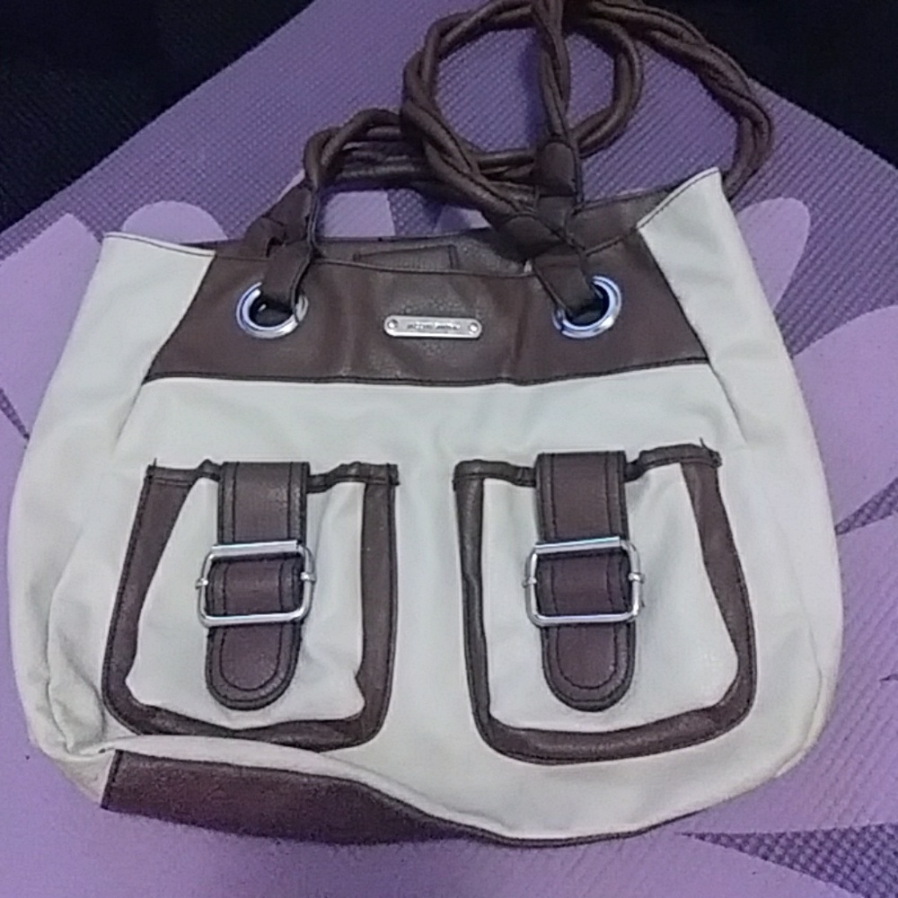 Brown and tan bag